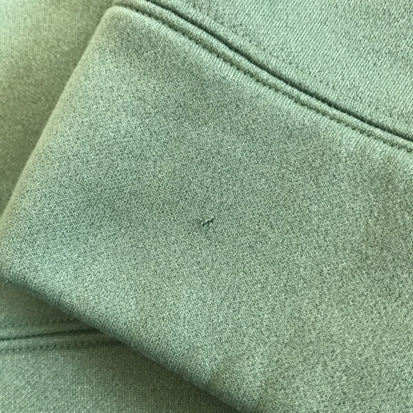 Under Armour-Loose-Green Hoodie- SM Loose - Picture 12 of 14